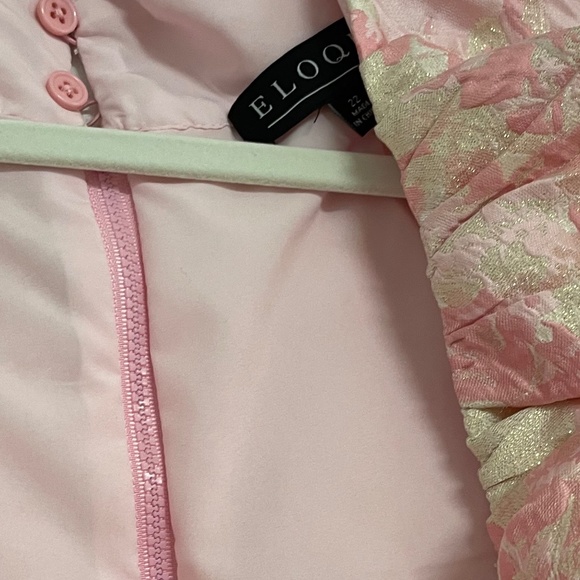 NWT ELOQUII Puff Sleeve Cropped Jacquard Top - Picture 7 of 7